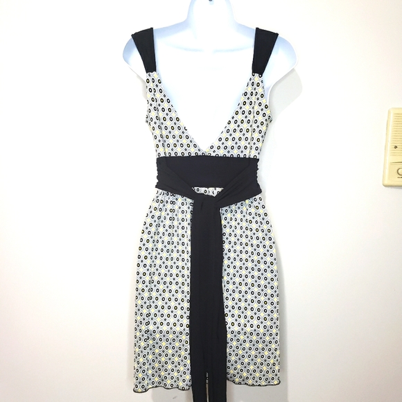Charlotte Russe Summer Dress Size Large Black White Geometric Print Belted - Picture 3 of 5